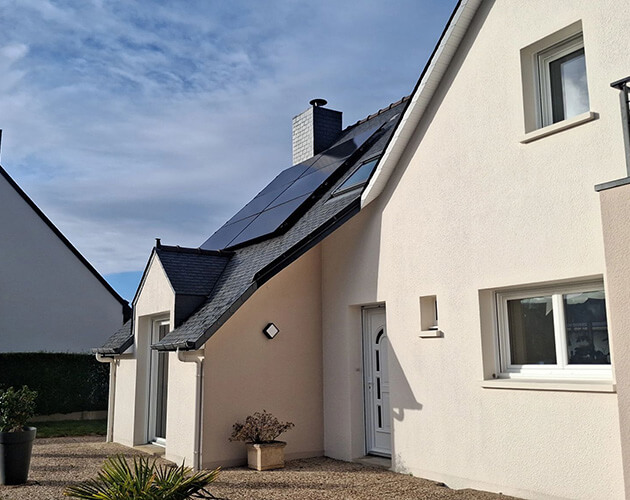 Installation de panneaux solaires maison Bruz