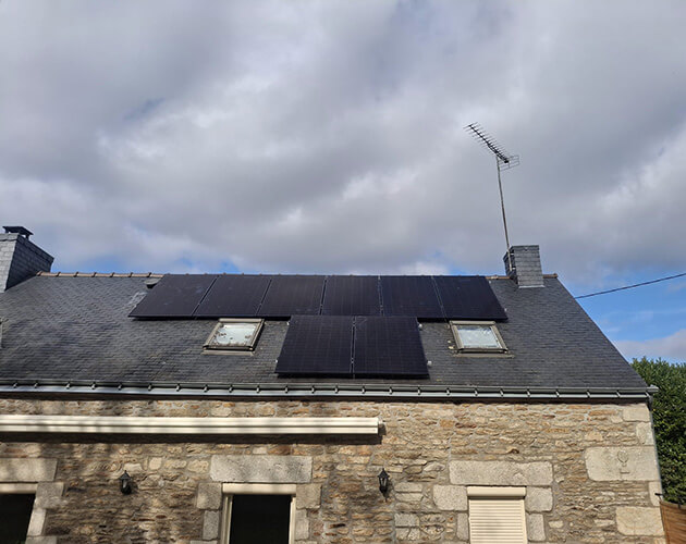 Installation de panneaux solaires 4 kWc à Moréac