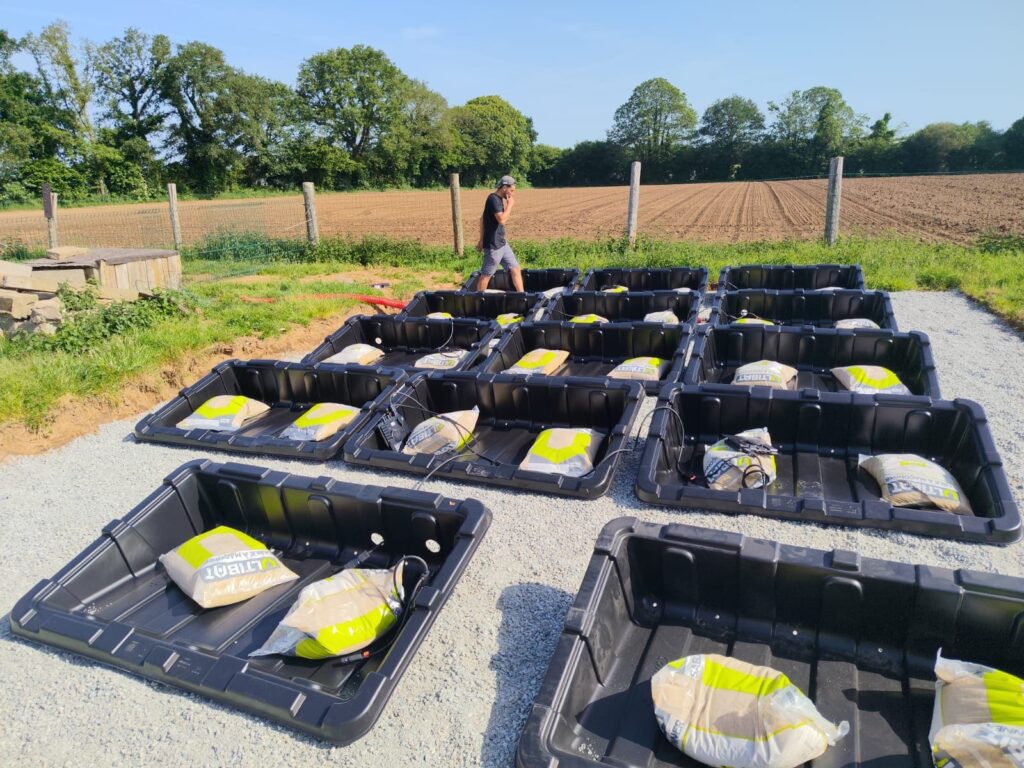 Installation solaire au sol en Bretagne sur bac leste
